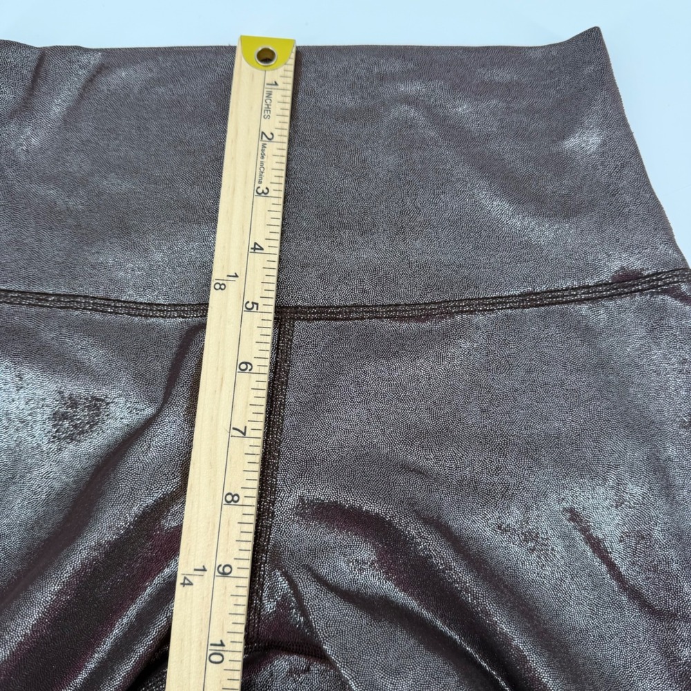 Lululemon Align High Rise Metallic Foil Shine Leggings Burgundy Cropped Size 6 - Picture 6 of 8